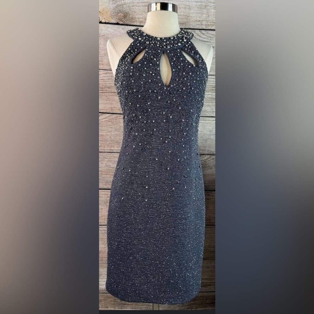 Women dress